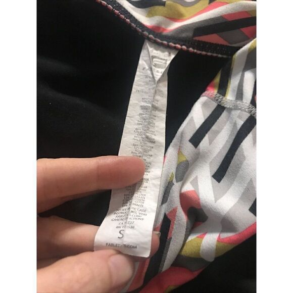 Fabletics Leggings Sz Small Knee Length Printed Pink Print Women's N - Picture 7 of 8